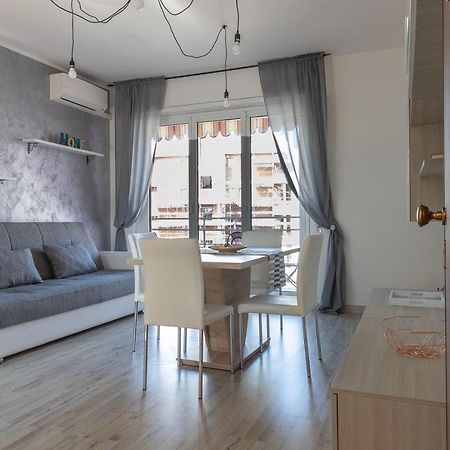 Apartamento Il Girasole Castelletto sopra Ticino Exterior foto