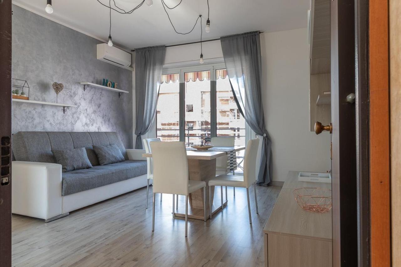 Apartamento Il Girasole Castelletto sopra Ticino Exterior foto