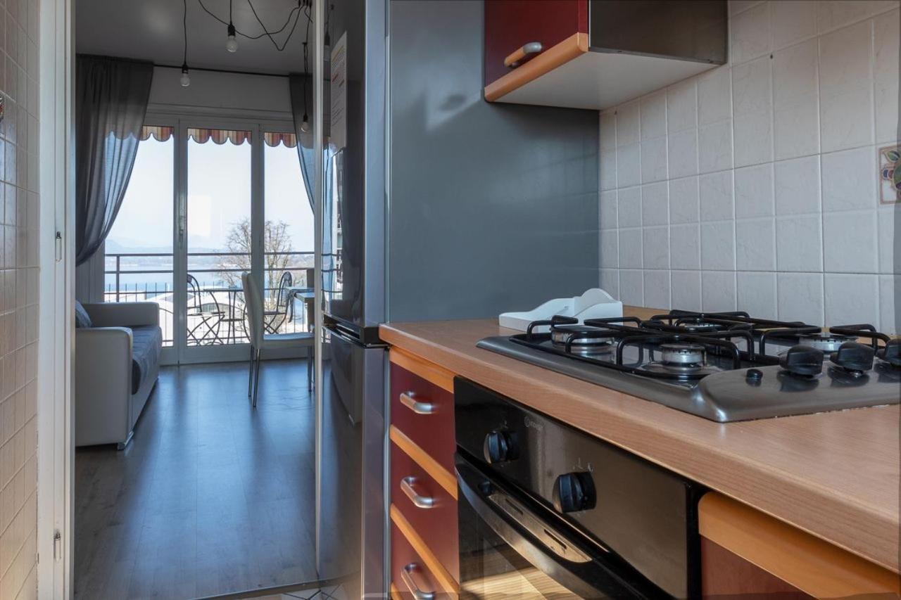 Apartamento Il Girasole Castelletto sopra Ticino Exterior foto